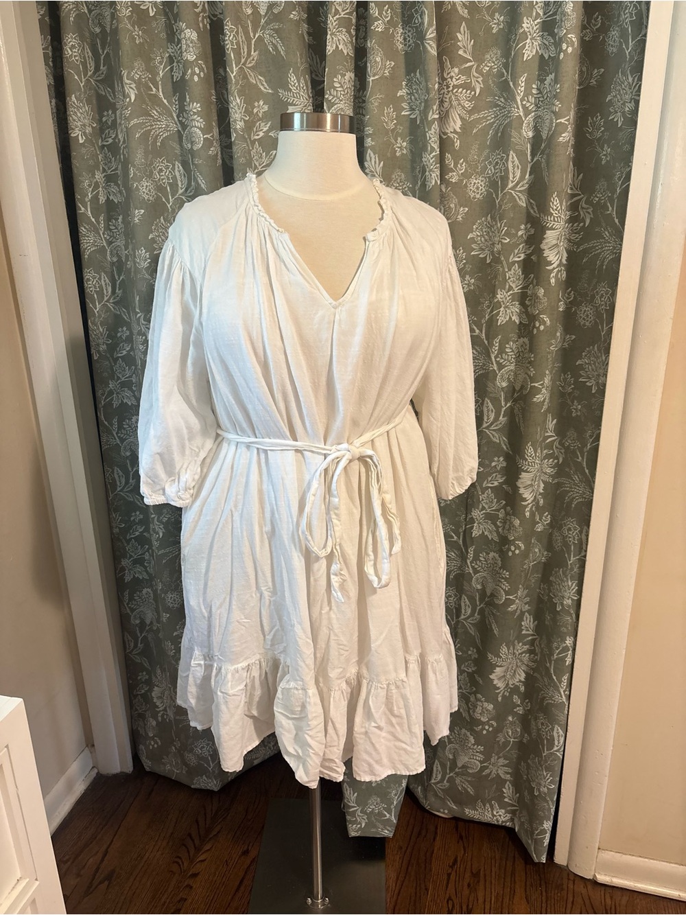 Knox Rose White Tie-Waist Peasant Dress